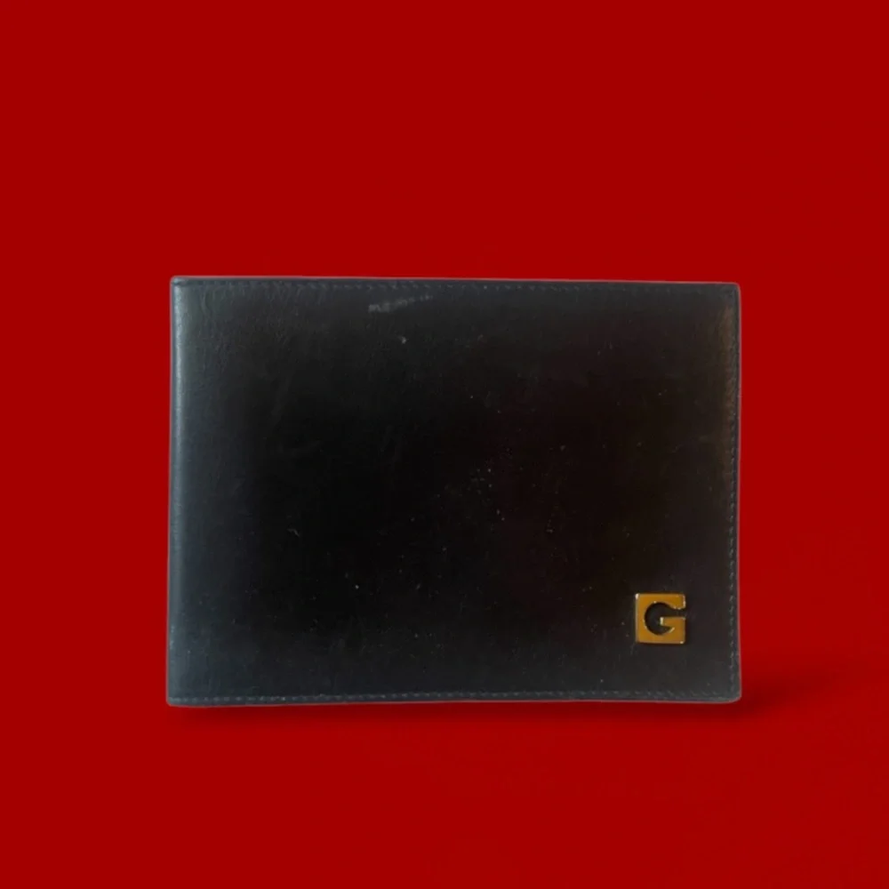 Gherardini Sleek Black Bi-Fold Wallet